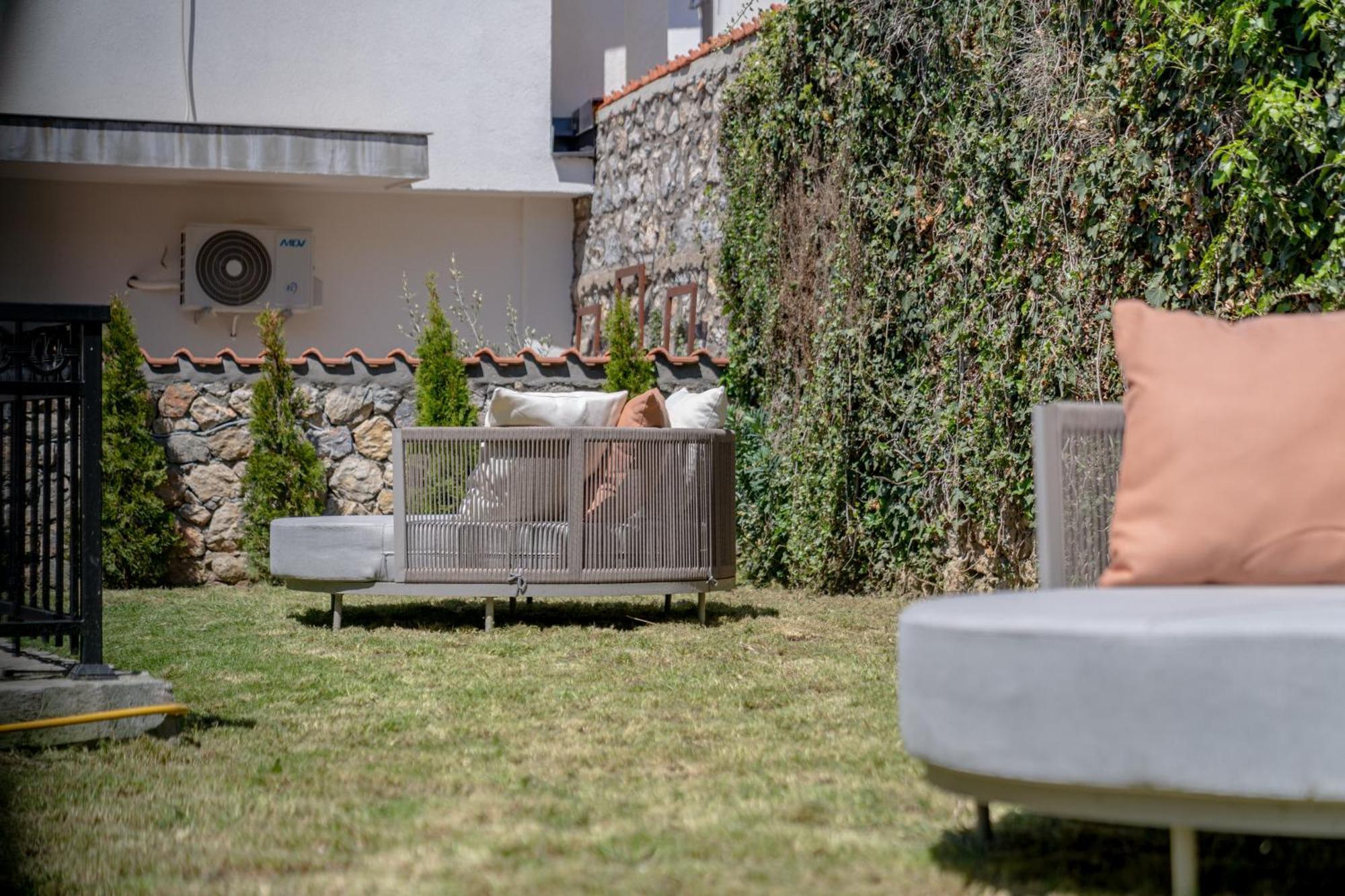 Villa & Spa Chunarot Охрид Екстериор снимка